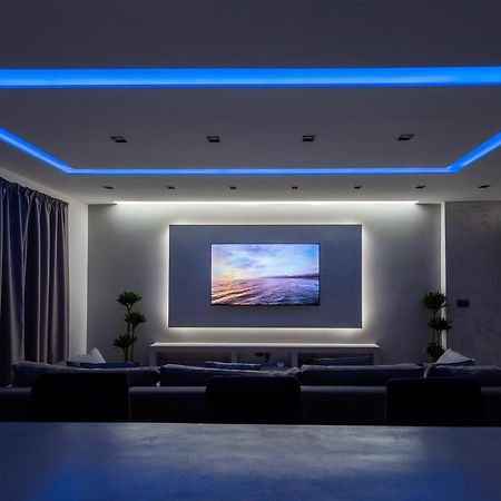 Luxury 2 Bed Apartment In The Heart Of St Julians San Ġiljan Exterior foto