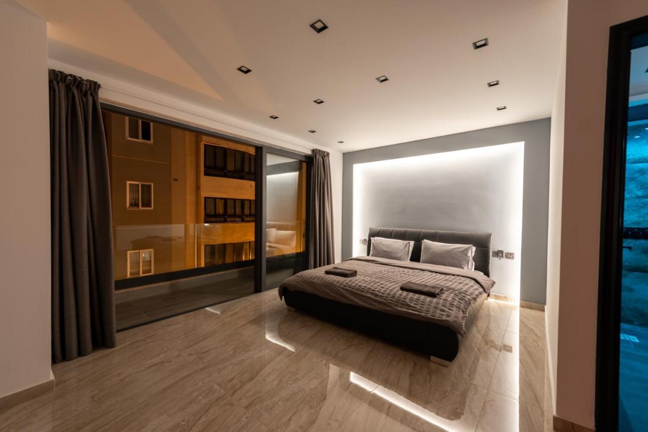 Luxury 2 Bed Apartment In The Heart Of St Julians San Ġiljan Exterior foto