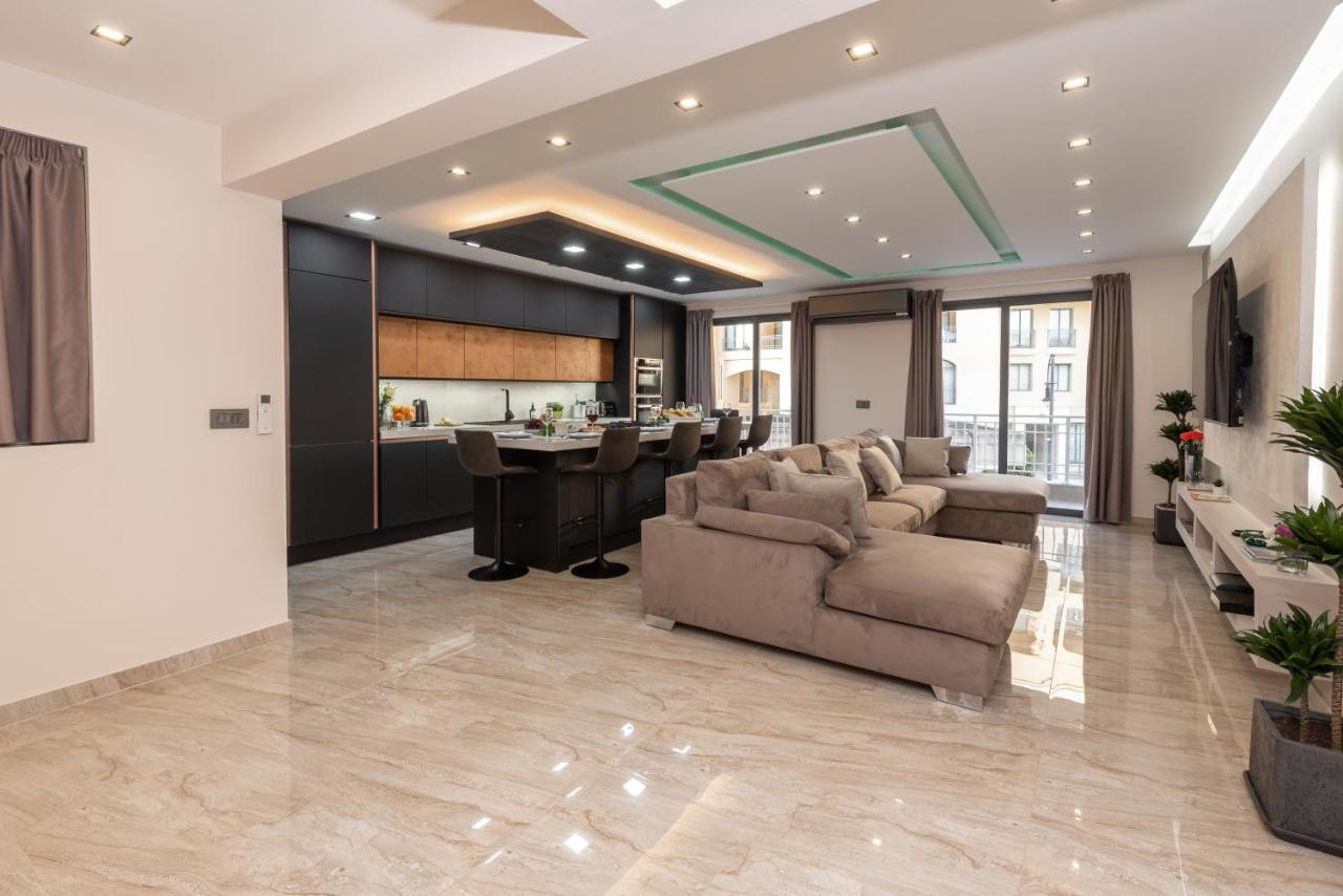 Luxury 2 Bed Apartment In The Heart Of St Julians San Ġiljan Exterior foto
