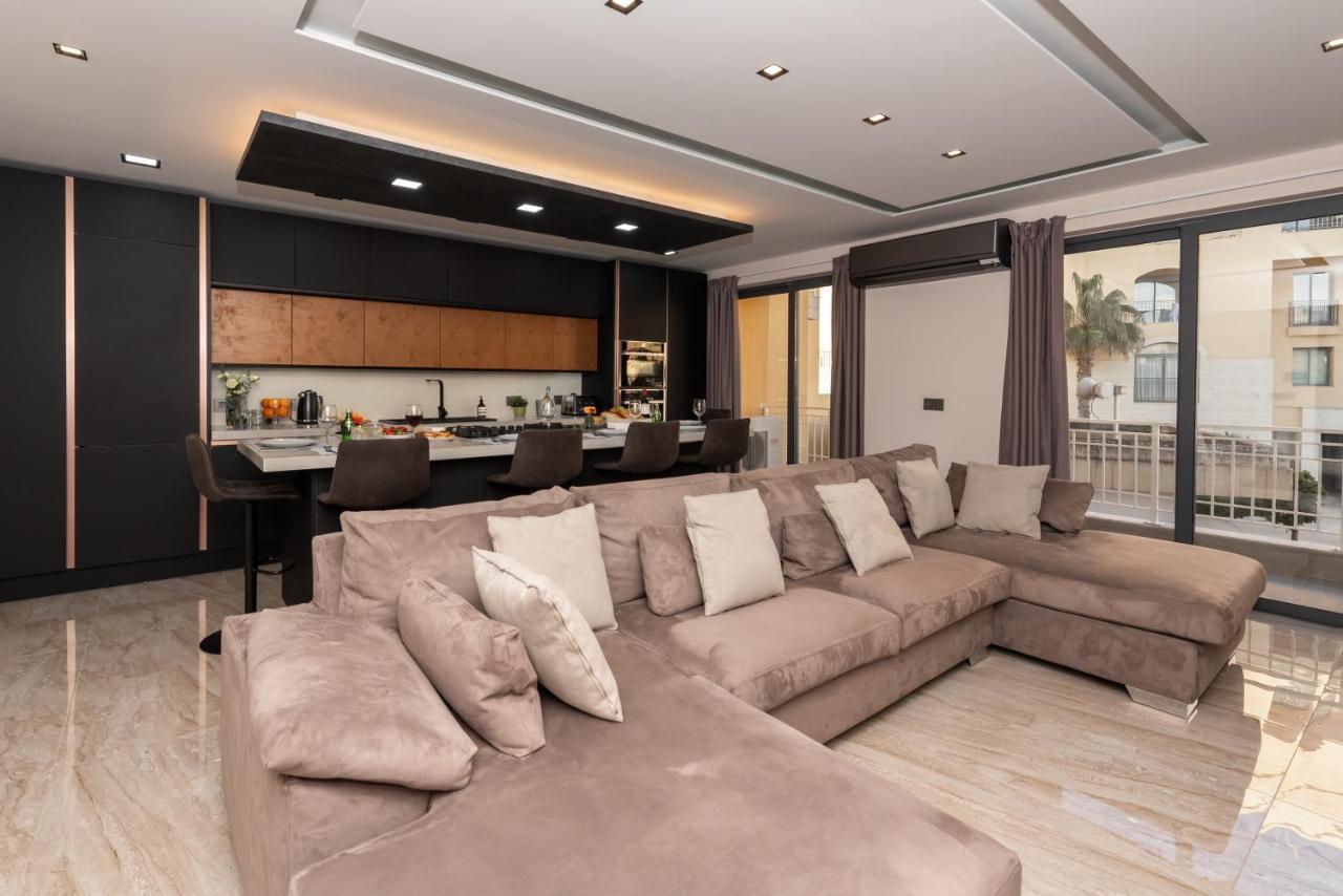 Luxury 2 Bed Apartment In The Heart Of St Julians San Ġiljan Exterior foto