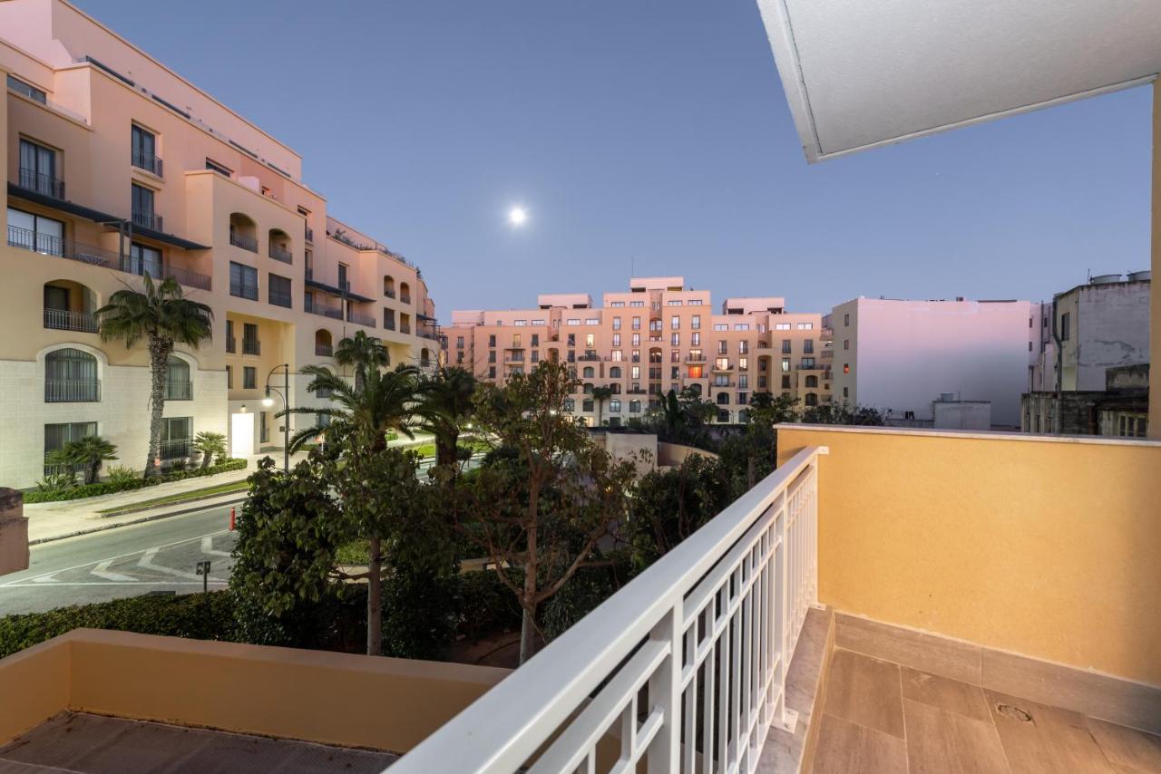 Luxury 2 Bed Apartment In The Heart Of St Julians San Ġiljan Exterior foto