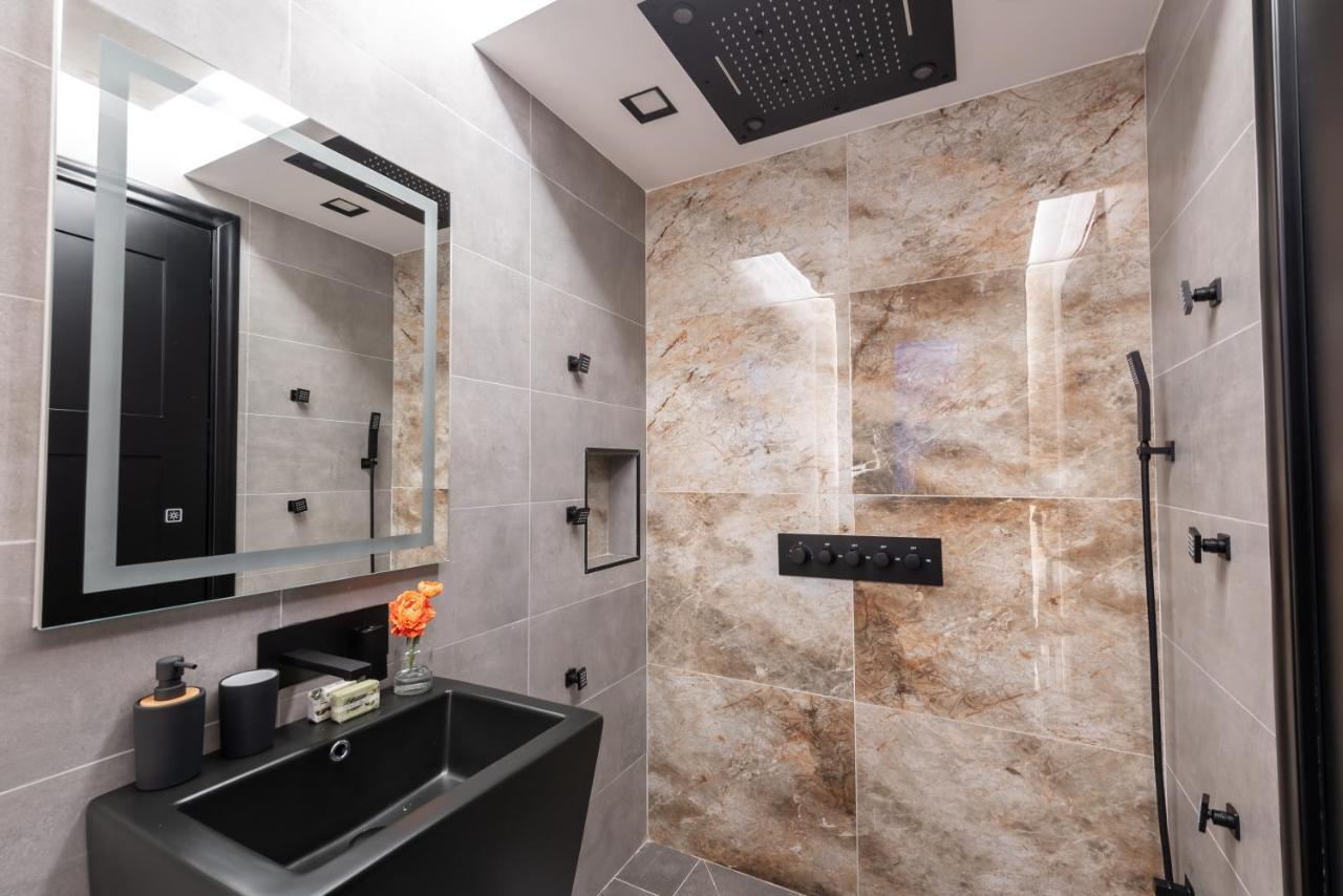 Luxury 2 Bed Apartment In The Heart Of St Julians San Ġiljan Exterior foto