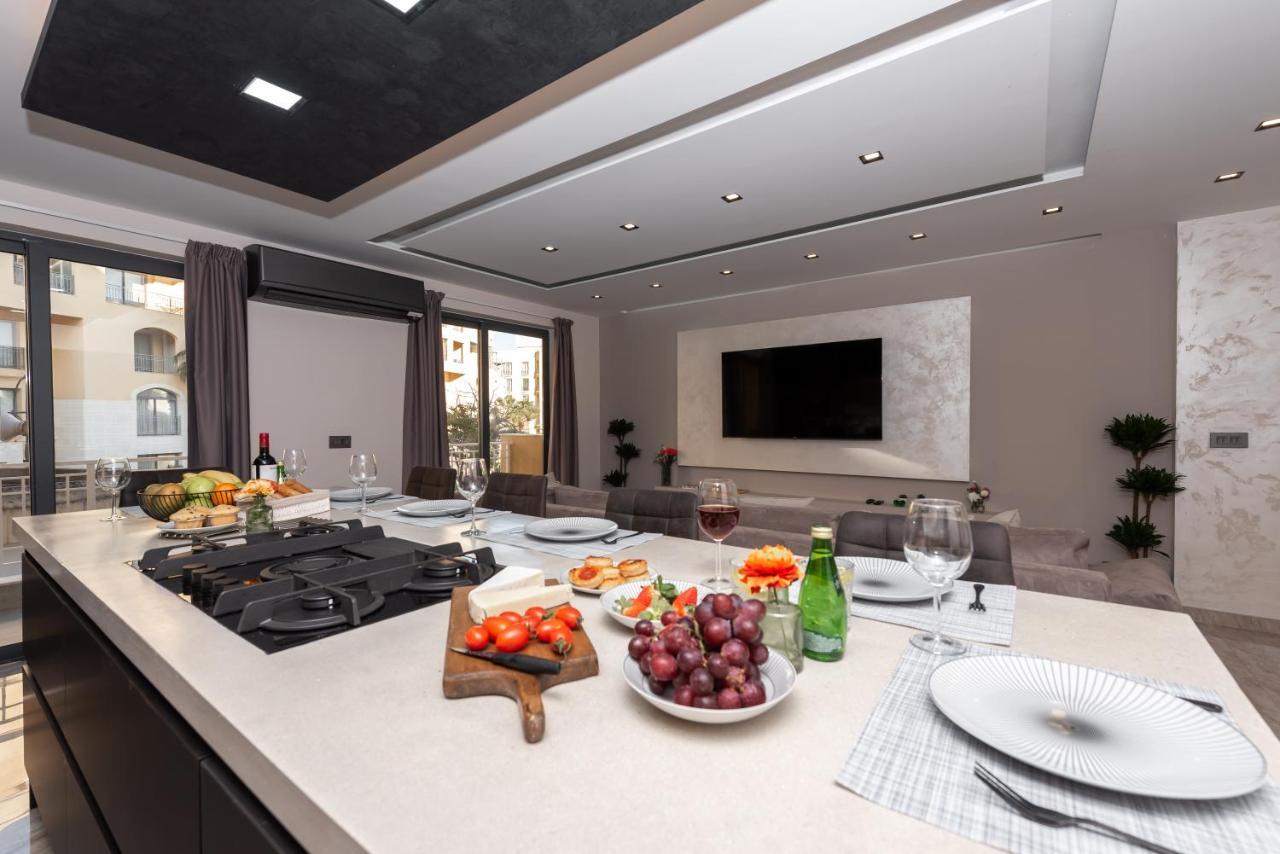 Luxury 2 Bed Apartment In The Heart Of St Julians San Ġiljan Exterior foto