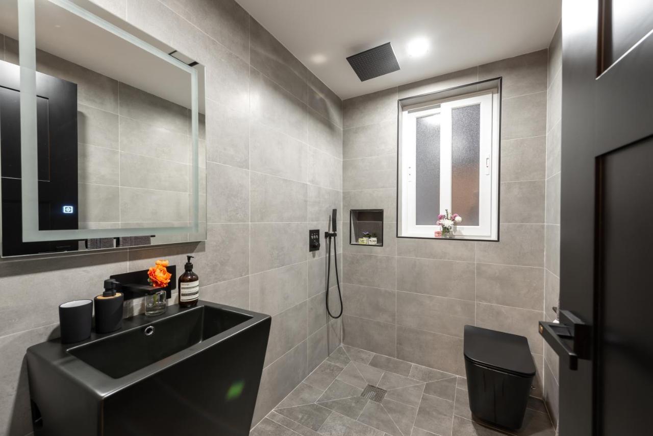 Luxury 2 Bed Apartment In The Heart Of St Julians San Ġiljan Exterior foto