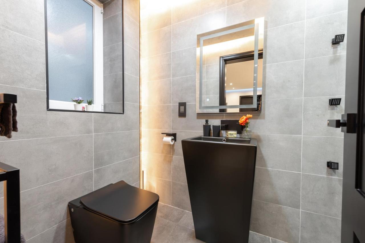 Luxury 2 Bed Apartment In The Heart Of St Julians San Ġiljan Exterior foto