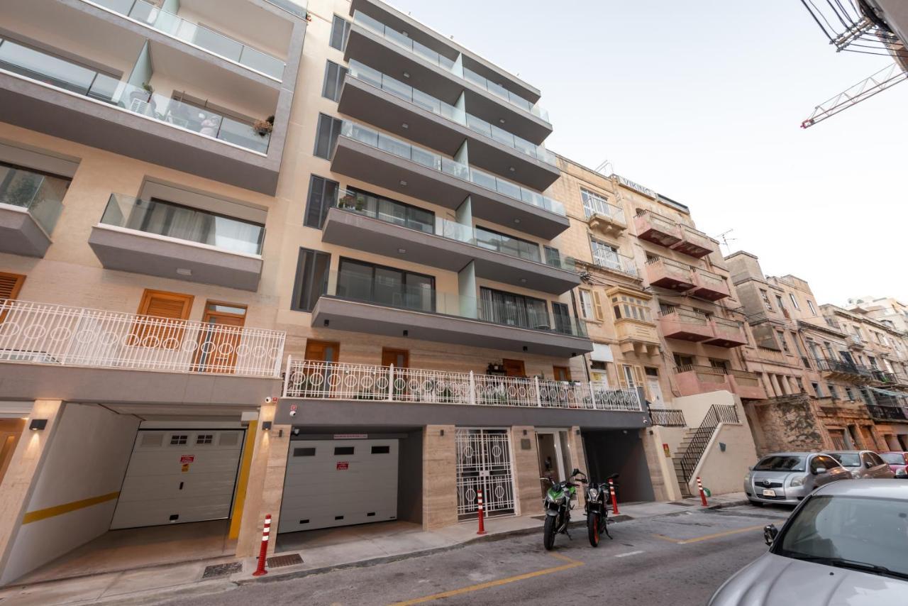 Luxury 2 Bed Apartment In The Heart Of St Julians San Ġiljan Exterior foto